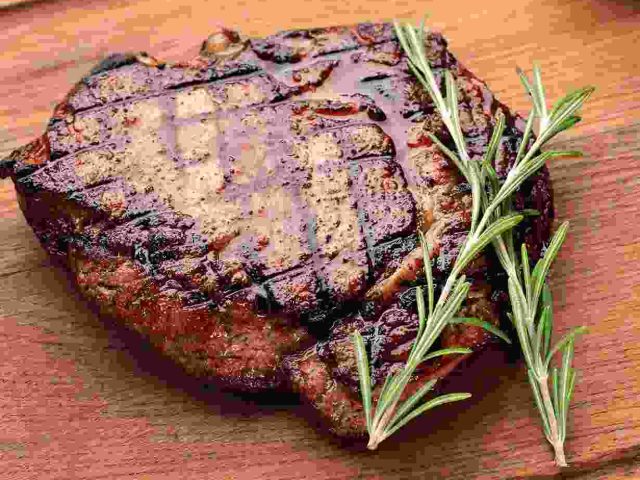 Cras tristique purus non lacus