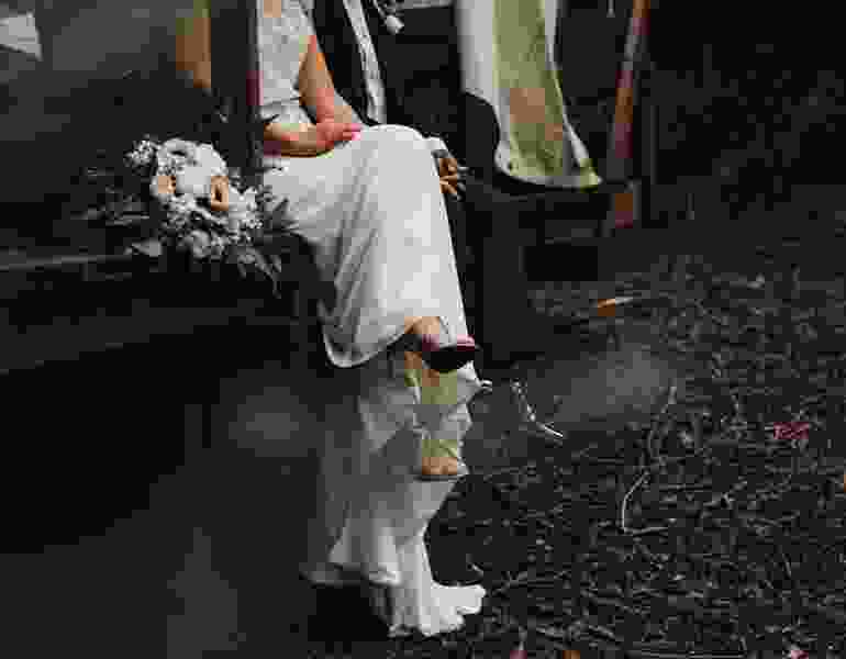 image-caption-4 image-caption-4